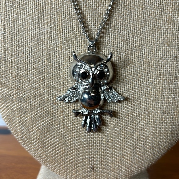 Minnie Jewelry - NWT Owl Necklace